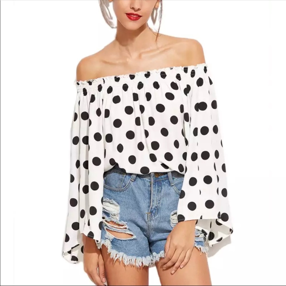 Black Polka dot off shoulder loose fit blouse - Picture 2 of 8